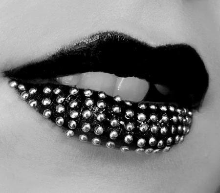 LABIOS GOTICOS LABIOS GOTICOS