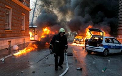 la-proxima-guerra-hambre-en-bosnia-desata-violencia-disturbios-protestas