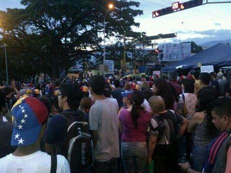 Venezuela arde en protestas!!!