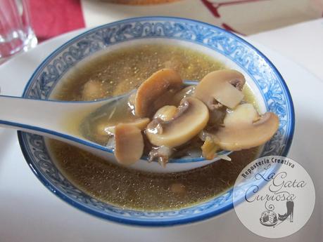 SOPA DE CHAMPIÑONES CON JAMON