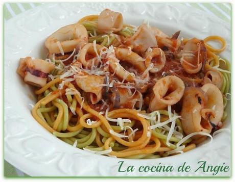 ESPAGUETIS CON CALAMARES PICANTES