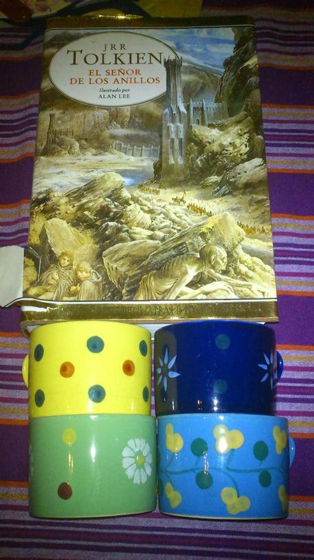 Mis Mugs and Books