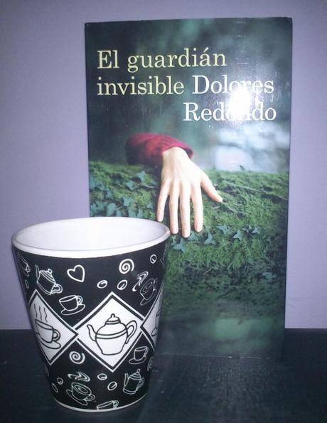 Mis Mugs and Books