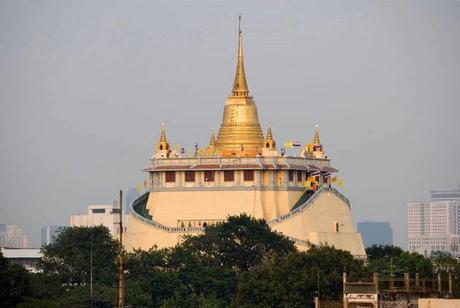 Templo de la montaña de oro de Bangkok