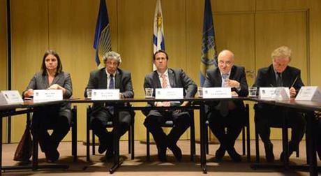 El BID otorga un credito millonario para implementar la Historia Clinica Electronica a nivel nacional.