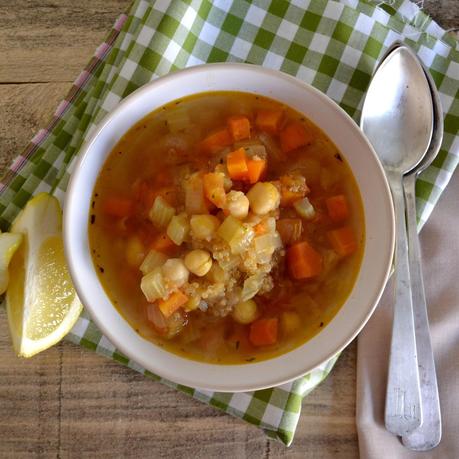 SOPA DE QUINOA Y VERDURAS
