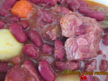 POTAJE DE ALUBIAS ROJAS CON COSTILLA IBÉRICA ADOBADA