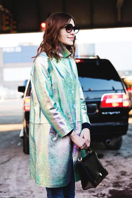 New_York_Fashion_Week-Street_Style-Fall_Winter-2015-Alexa_Chung-Marc_By_Marc_Jacobs-Metallic_Coat-Rounded_Sunglasses-1