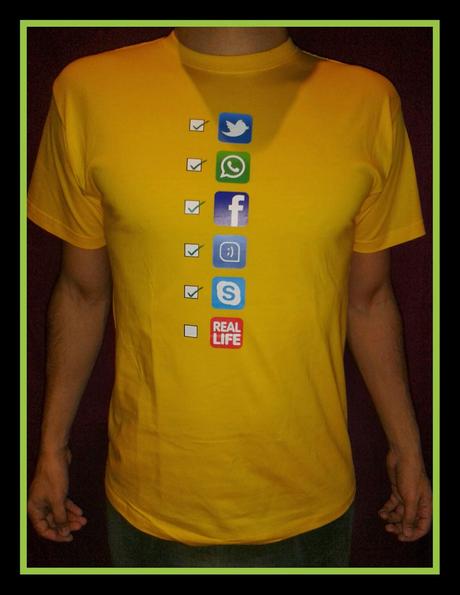 Camiseta mis redes sociales, amarilla manga corta