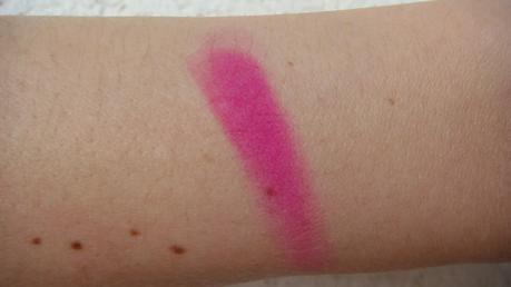 Nars nos seduce a través de Guy Bourdin