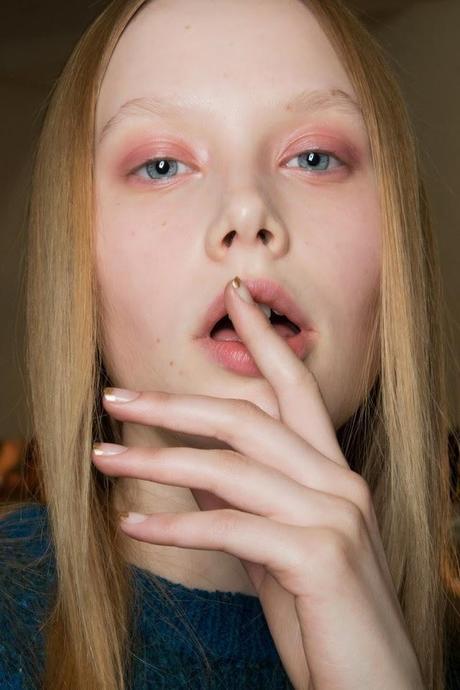 Beauty trend seen on New York Fashion Week: Metallic nails