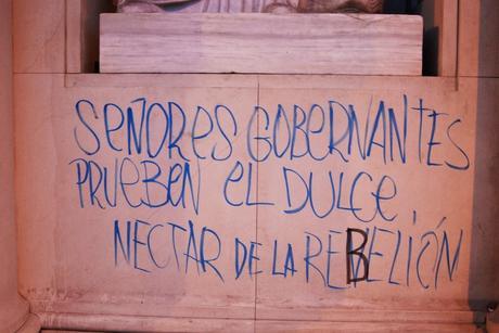 Indignantes vs ex-indignados con ilusión (II) (Barcelona, agost 2013) INDIGNANTES VS EX-INDIGNADOS CON ILUSIÓN (y II)