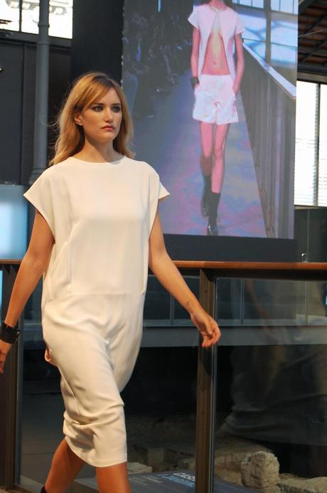 ALBA CARRILLO DESFILE SSIC AND PAUL