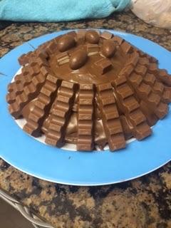 TARTA SUPER CHOCO PARA SAN VALENTIN O CUMPLEAÑOS