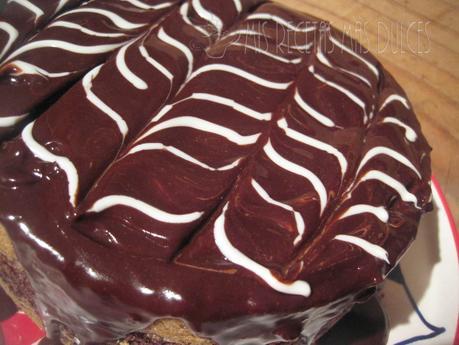 TARTA RAYADA DE CHOCOLATE