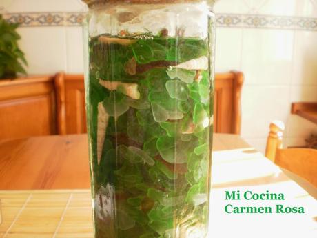 CAZUELA DE BOQUERONES AL LIMON CON AJITOS Y PEREJIL.