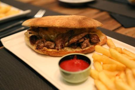 ¡Nos vamos de cena! ¡Nos vamos de cena!