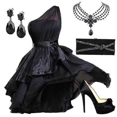 TENDENCIA EN NEGRO: VESTIDOS