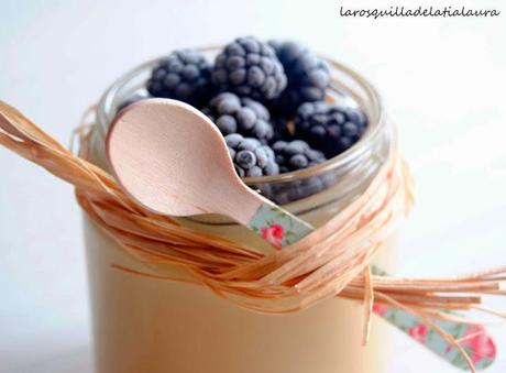 PANNACOTTA DE GINEBRA, LIMA Y LIMÓN