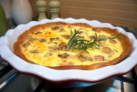 Caramelized Garlic Tart (Tarta de ajos caramelizados)