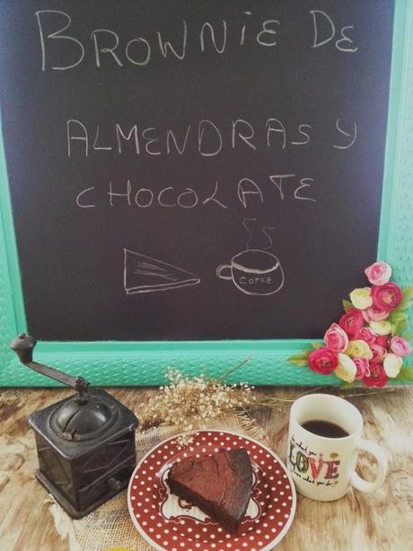 BROWNIE DE CHOCOLATE SIN HARINA DE NIGELLA LAWSON