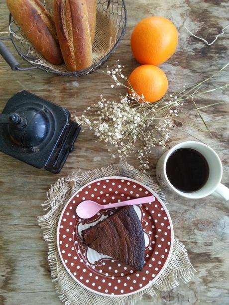 BROWNIE DE CHOCOLATE SIN HARINA DE NIGELLA LAWSON
