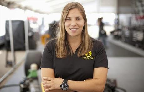 SIMONA DE SILVESTRO FIRMA PARA SAUBER - MAS MUJERES EN ASCENSO