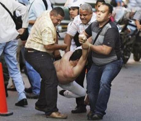 Maduro tiene secuestrada Venezuela