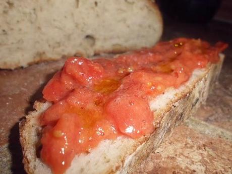 pan con tomate