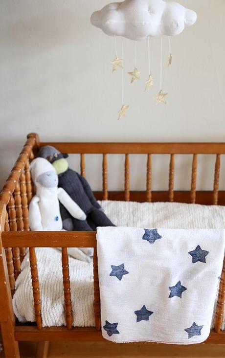 DIY.....MANTA PARA EL BEBE CON ESTRELLITAS