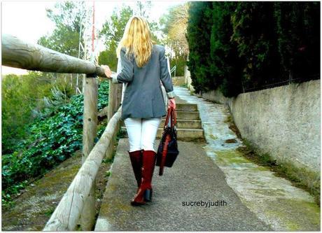 VALENTINE LOOK VALENTINE LOOK