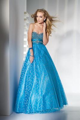 Fotos de vestidos de 15 años Aqua azul