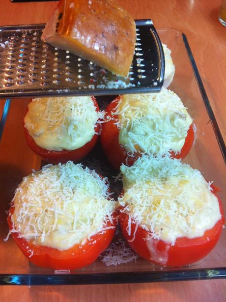 Tomates Rellenos De Bacalao Y Puerro