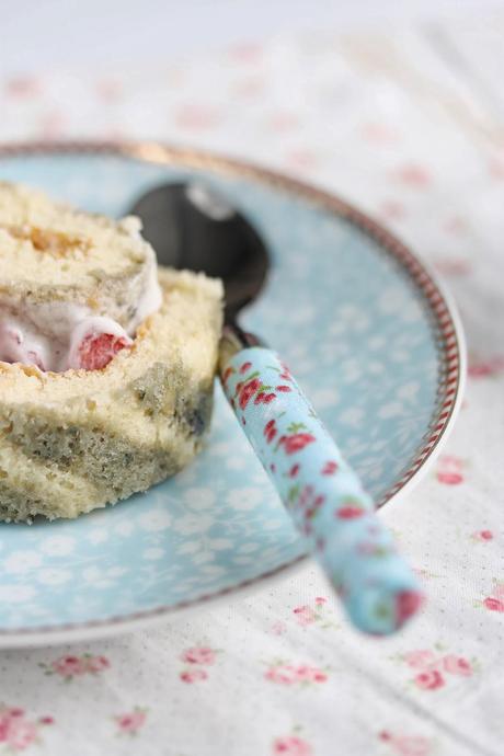 Matcha Roll Cake y Obsesión Blue
