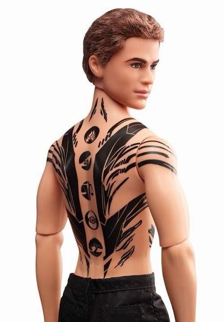 ¡Merchandising de Divergente! ¡Tris y Cuatro llegan al mundo Barbie!