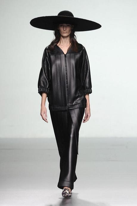 look-martin_lamothe_black