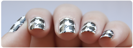 NOTD + Tutorial: Uñas con estampado de pata de gallo o houndstooth.