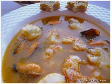 Sopa de Rape y Marisco