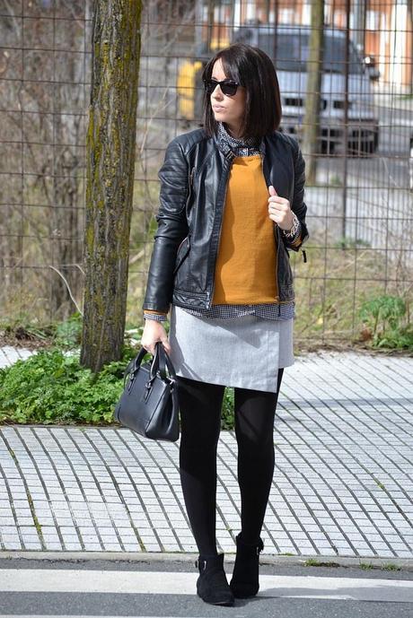 SKIRT WITH... SKIRT WITH...