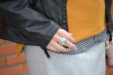 SKIRT WITH... SKIRT WITH...