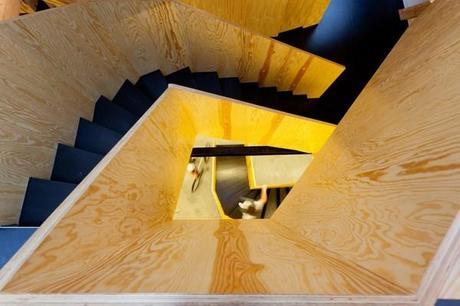 Oficinas de Minale Design Strategy en Bruselas: la madera como clave para afianzar la marca. 3 oficinas minale