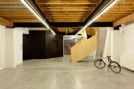 Oficinas de Minale Design Strategy en Bruselas: la madera como clave para afianzar la marca. 8 oficinas minale