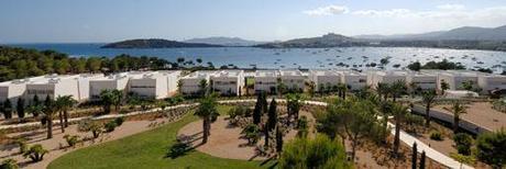 NUEVA URBANIZACIÓN DISEÑADA POR A-CERO EN IBIZA