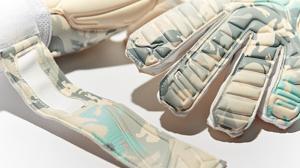 Puma-evoPower-Camo-Goalkeeper-Gloves_7