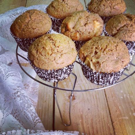 Muffins integrales de manzana y canela