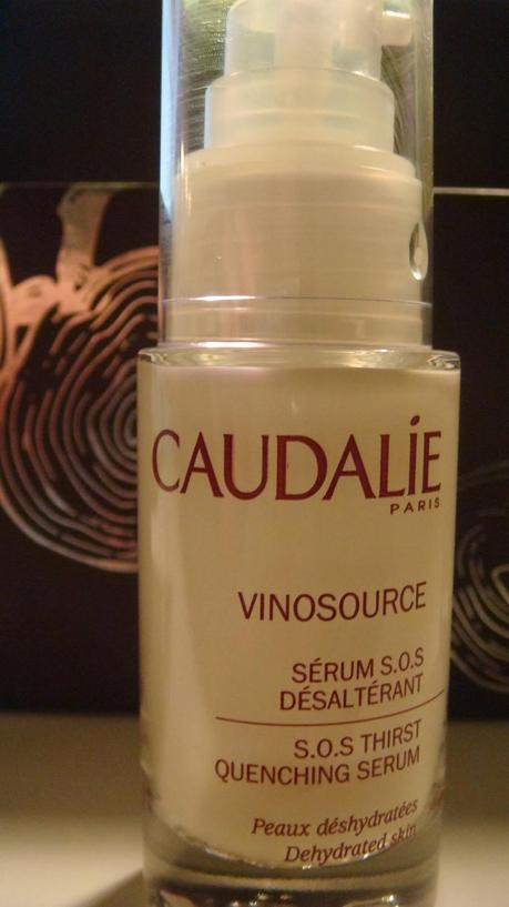 Sérum S.O.S. Desalterante y Gel de Ducha Thé Des Vignes de CAUDALIE