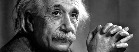 Reseña: Desayuno con partículas, de Sonia Fernández-Vidal photo slider-main2.jpg