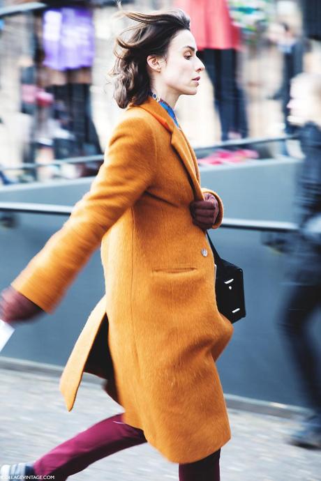 London_Fashion_Week-Street_Style-Fall_Winter_14-Orange_Coat