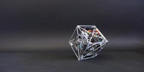 Curiosidades Robóticas: Deciden, Construyen y Rescatan Personas Curiosidades Robóticas: Deciden, Construyen y Rescatan Personas