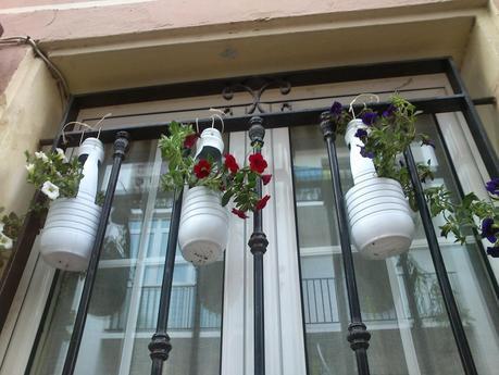 Botellas de leche recicladas Botellas de leche recicladas